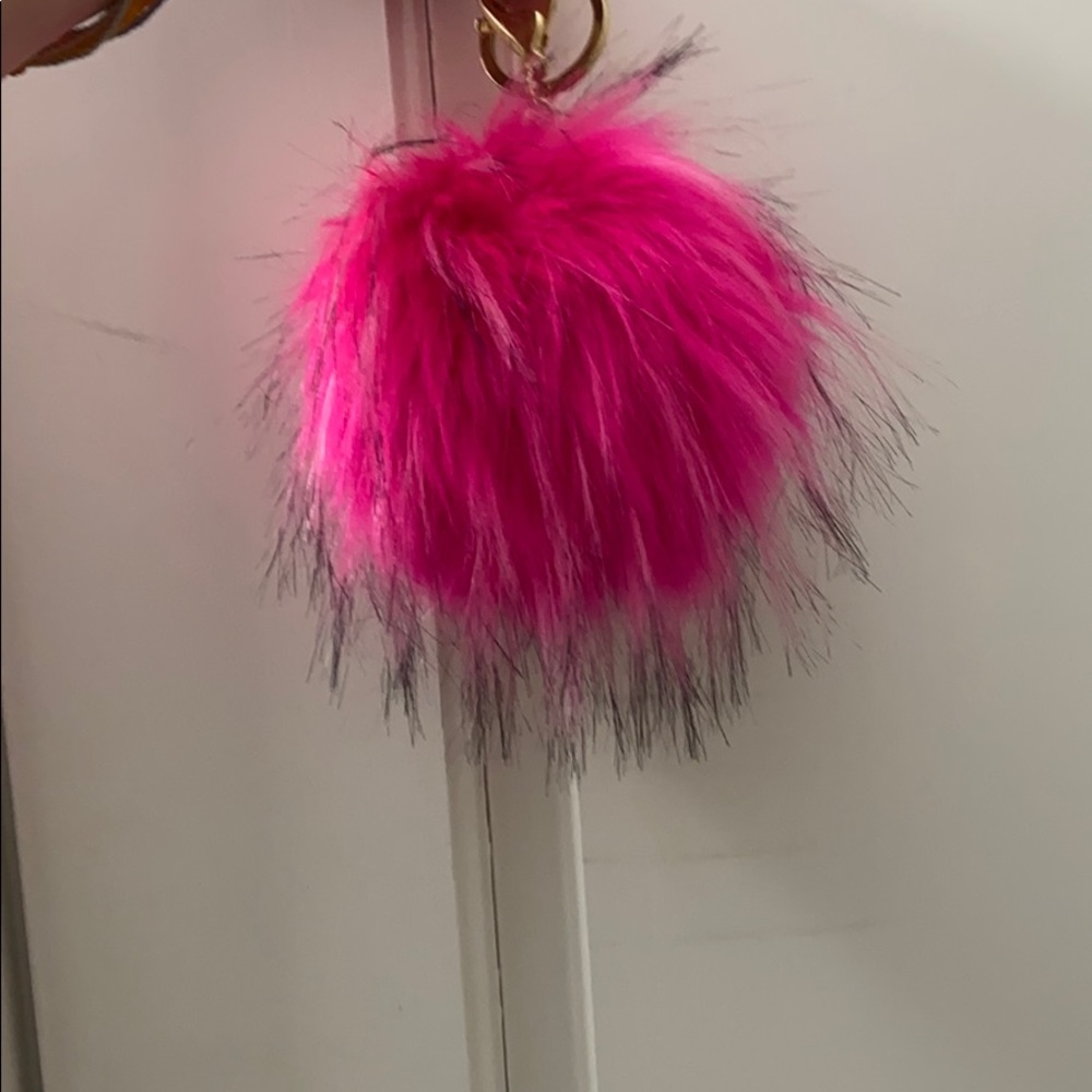 Pom Pom keychain